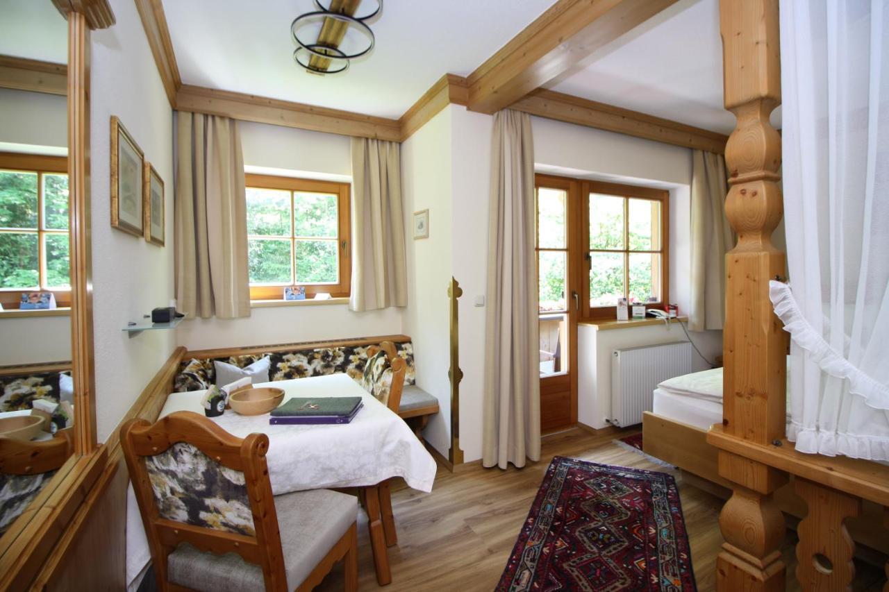 Aparthotel Vronis Waldhaus Adults Only Mayrhofen Exterior foto