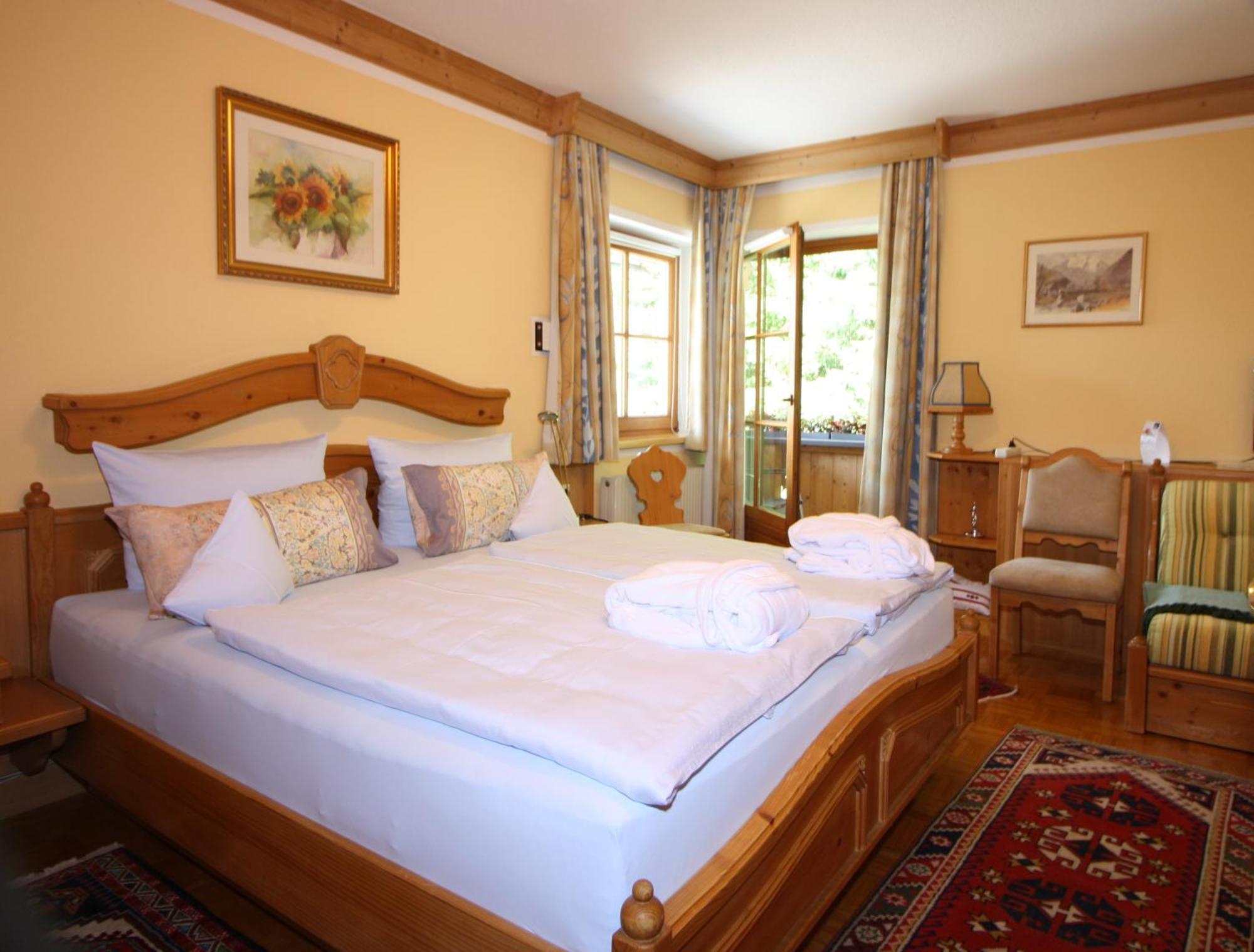 Aparthotel Vronis Waldhaus Adults Only Mayrhofen Exterior foto